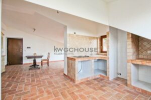 16 villino montecomparti cucina2
